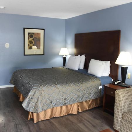 Clinton Timber Motel מראה חיצוני תמונה